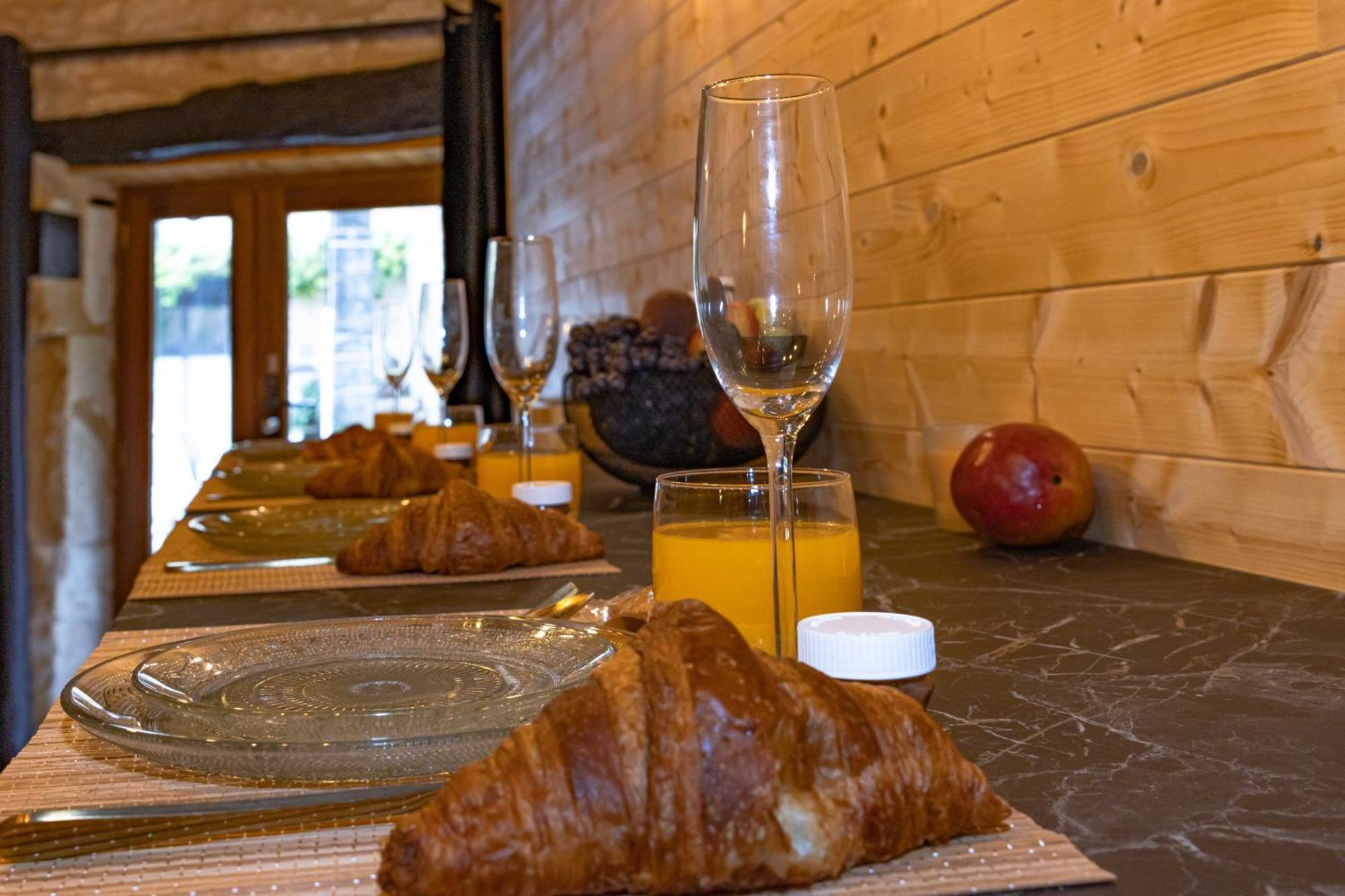 Le Chalet Saint-Pardoux-la-Rivière Extérieur photo
